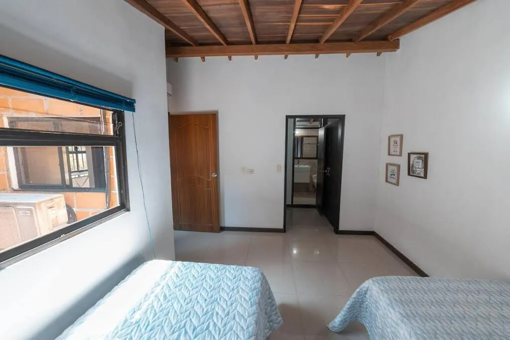 Apartamento Familiar De 3 Habitaciones Mlb401 Medellín