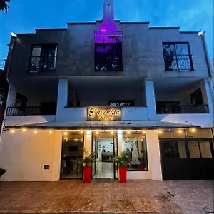 Quinta Avenida Hotel